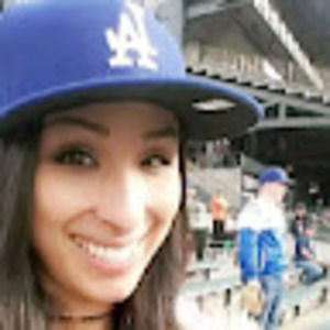 Meet your Posher, Crystal